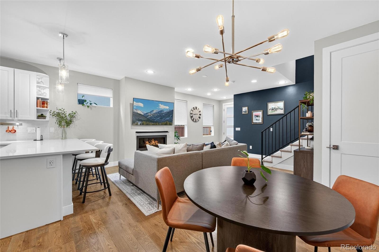 Photo of Listing #3837864