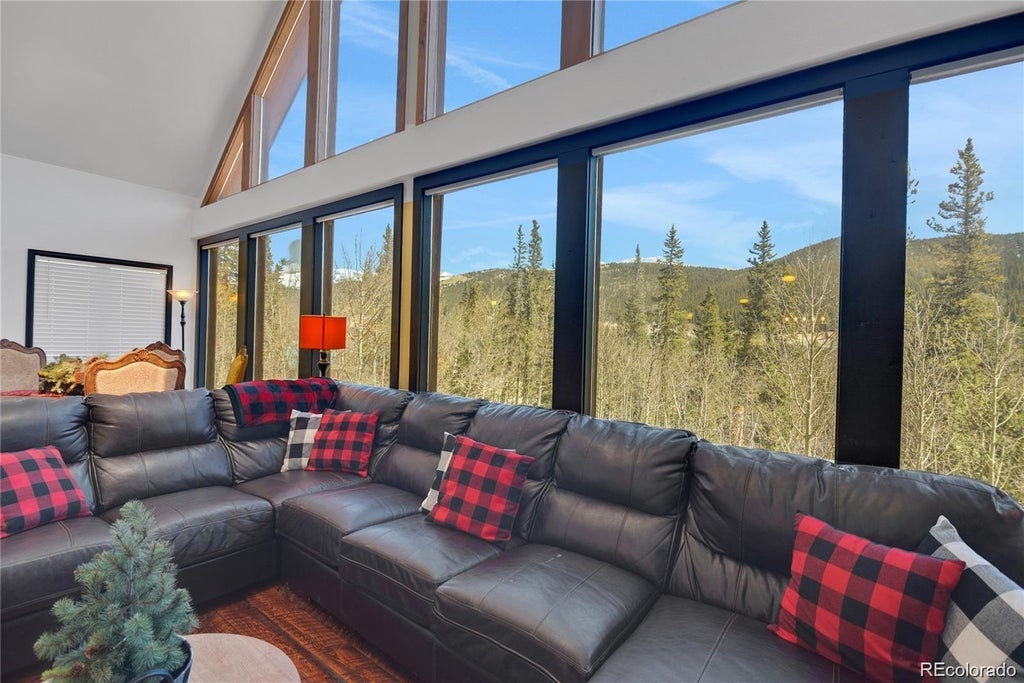 496 Quartzville Road, Alma