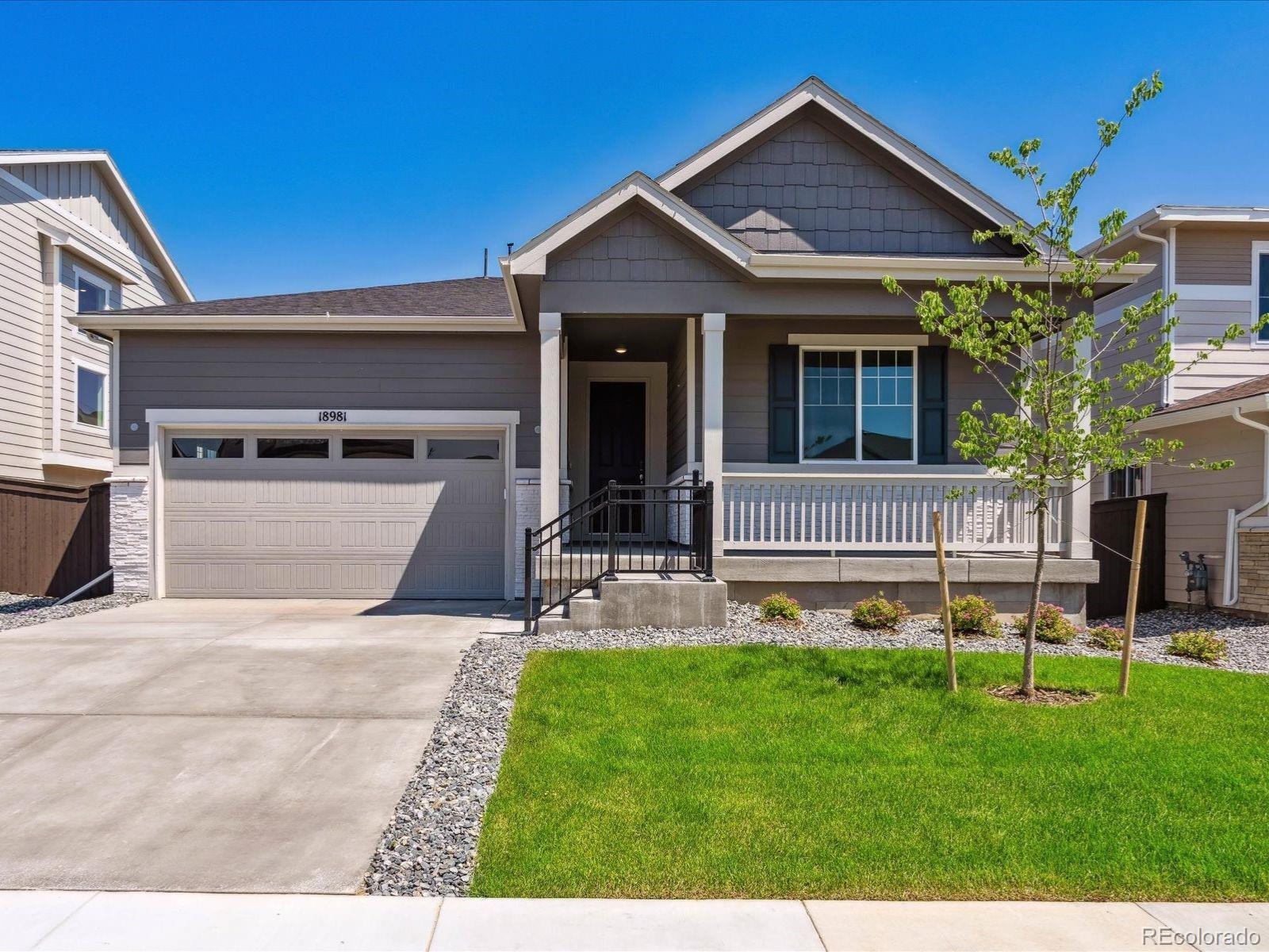 Photo of Listing #3851809