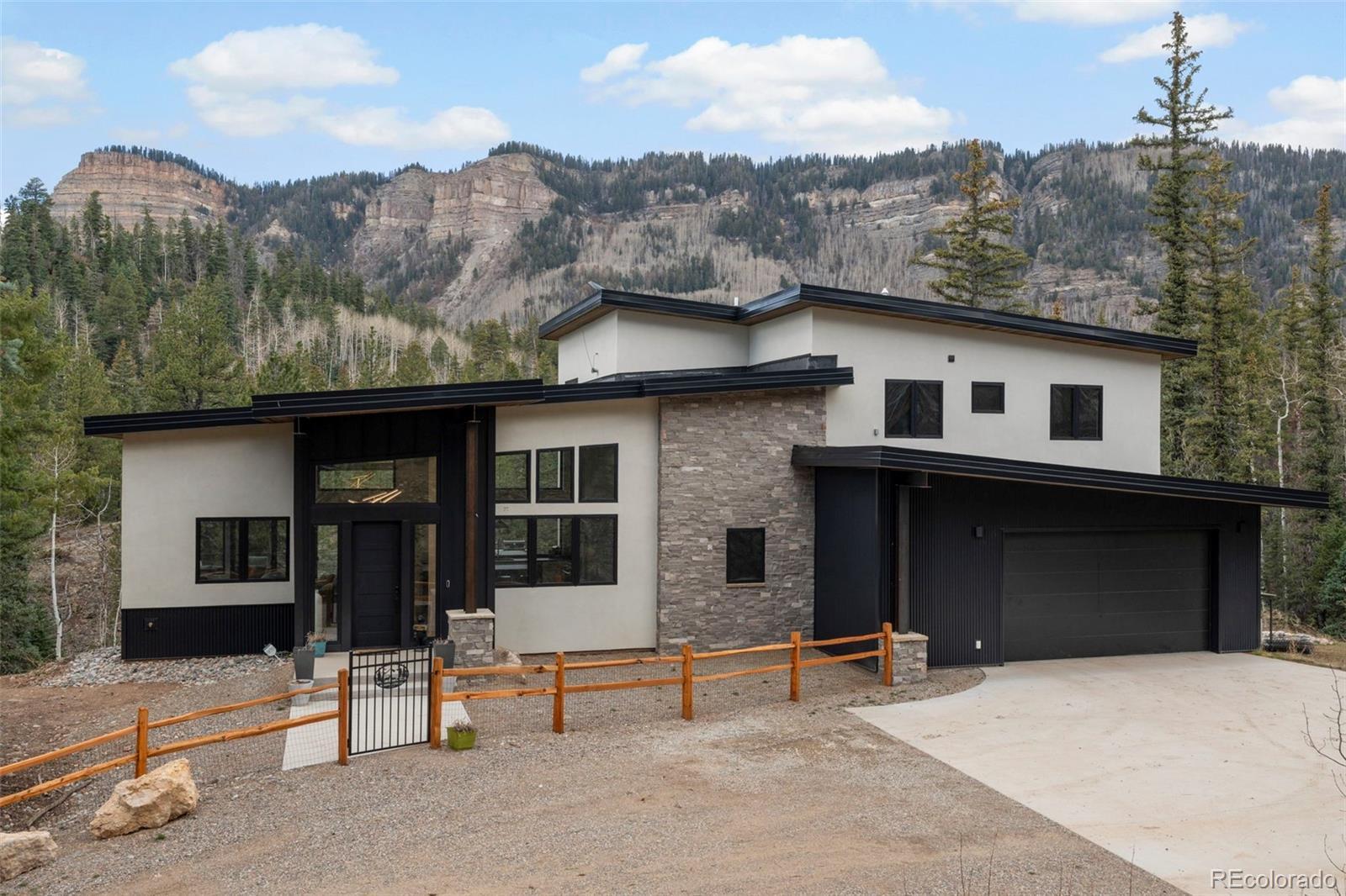 Photo of Listing #3859112