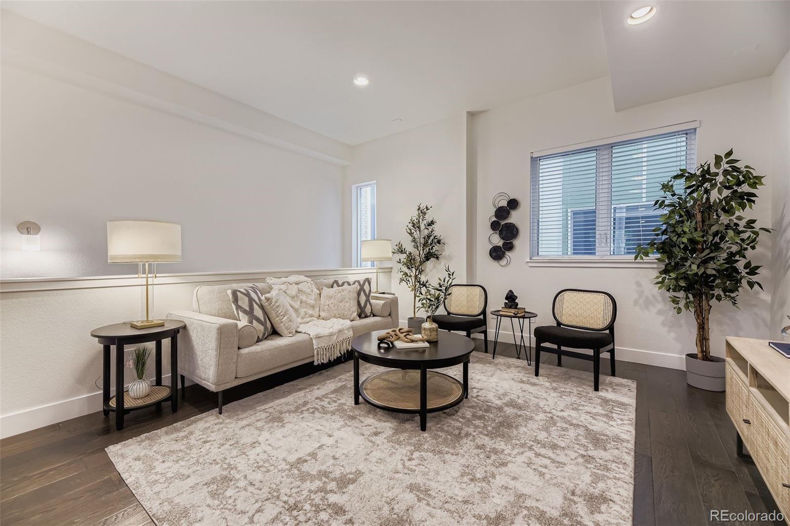 Photo of Listing #3863411