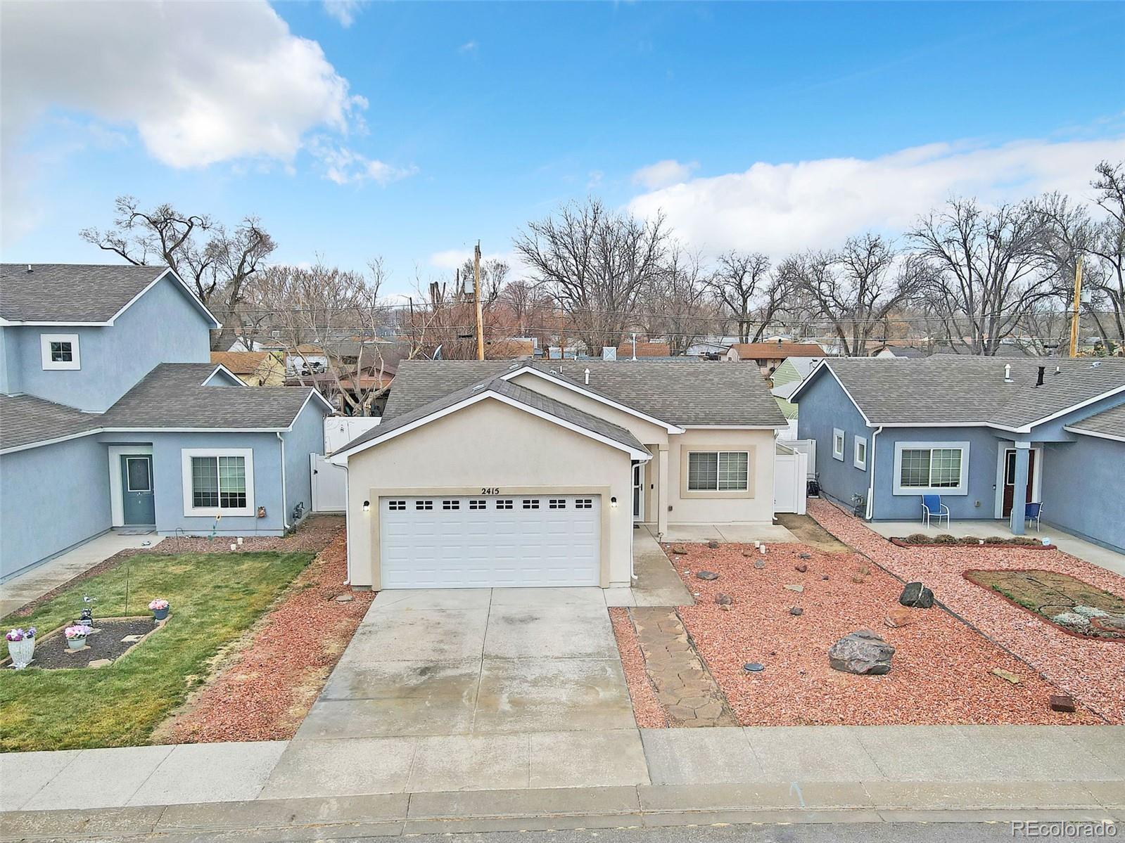 Photo of Listing #3869852