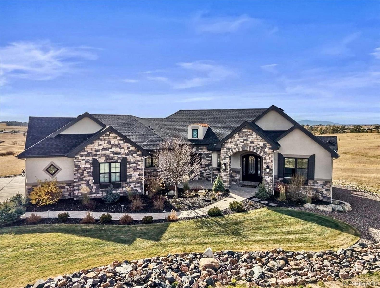 Photo of Listing #3872402