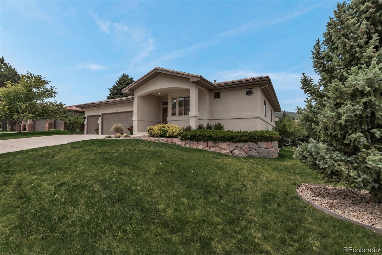 Photo of Listing #3875359