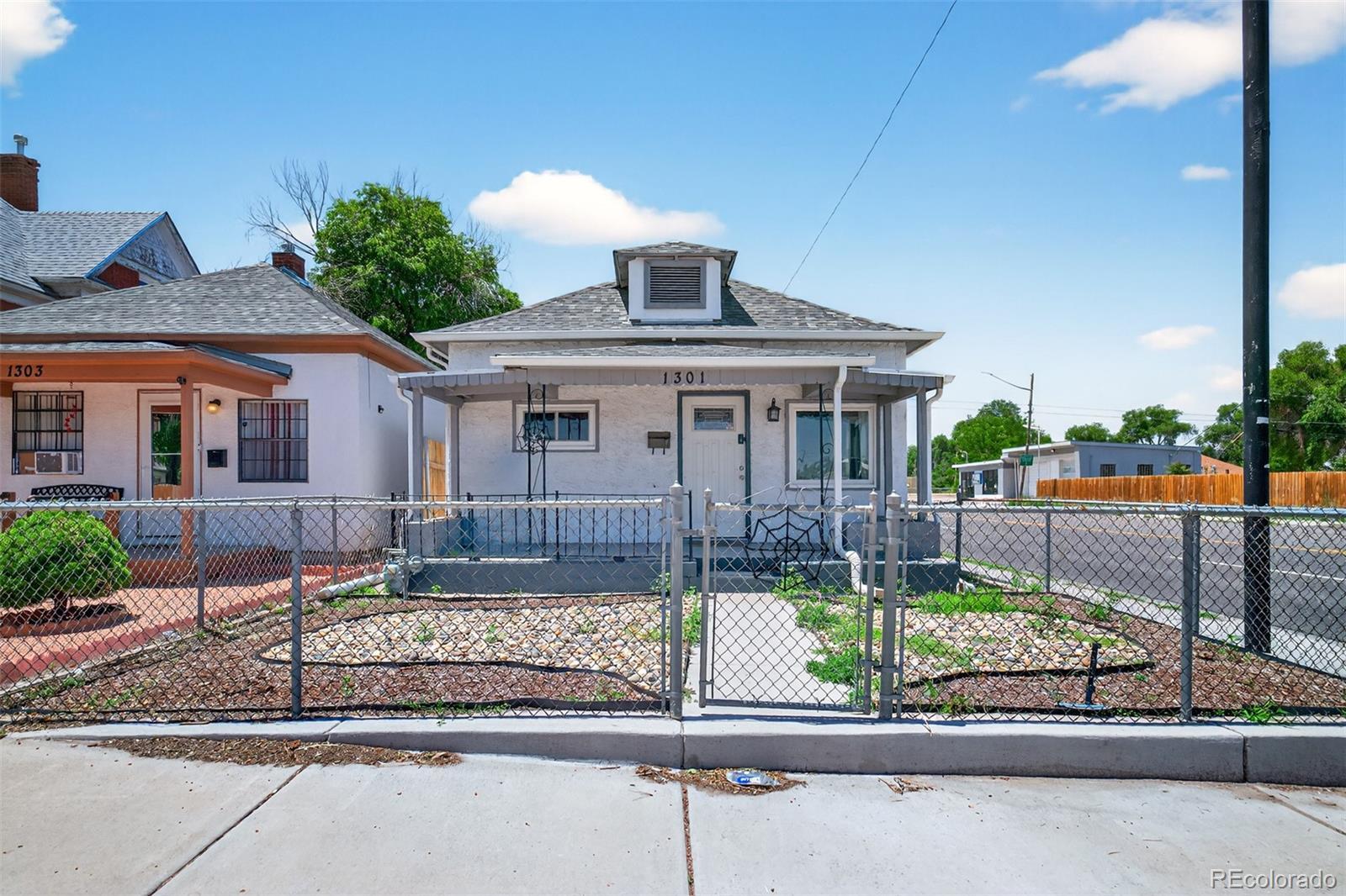 Photo of Listing #3878303