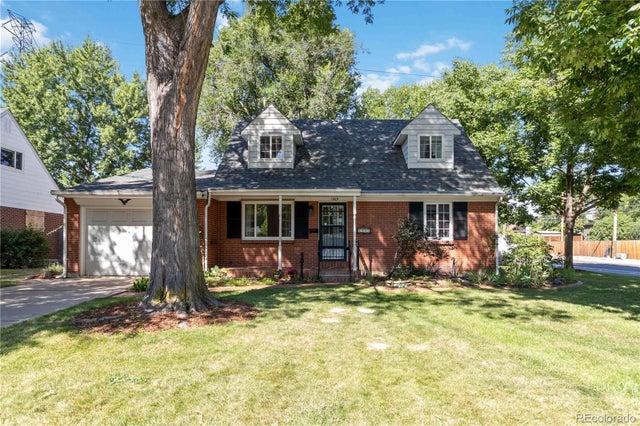 1905 S Kearney Way, Denver