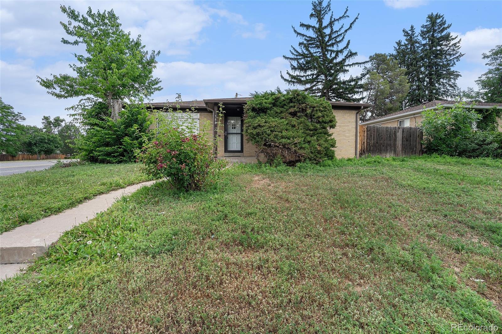 Photo of Listing #3895453