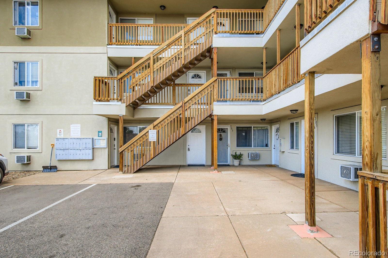 Photo of Listing #3900469