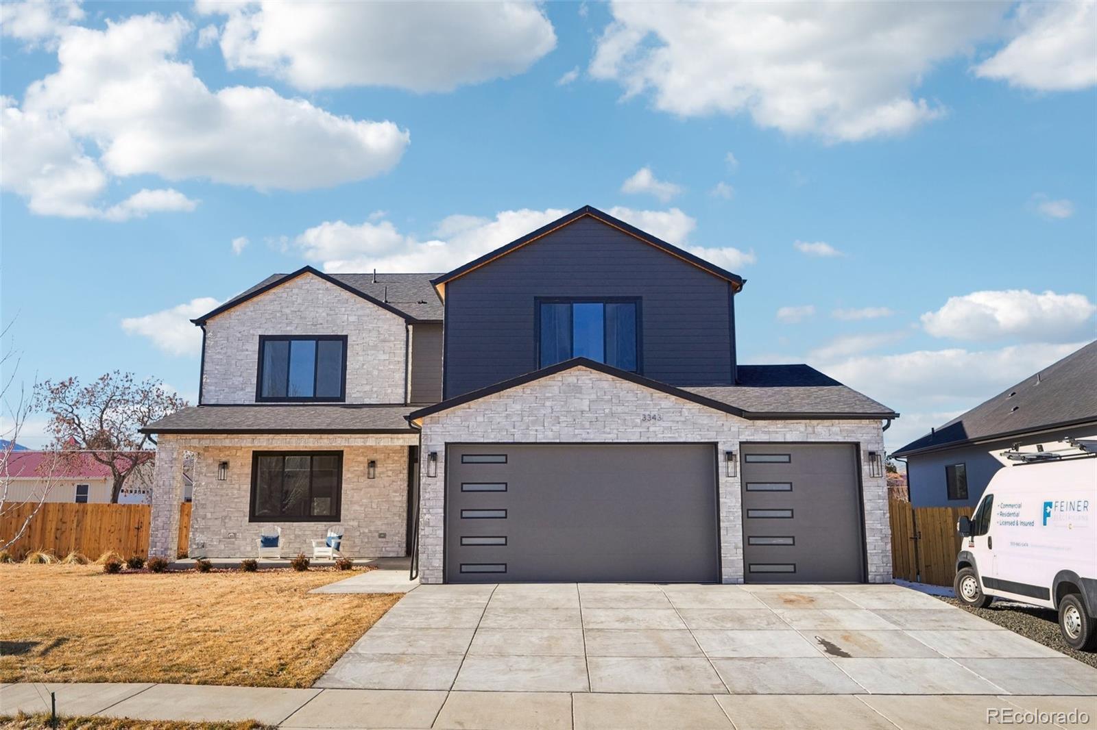 Photo of Listing #3901925