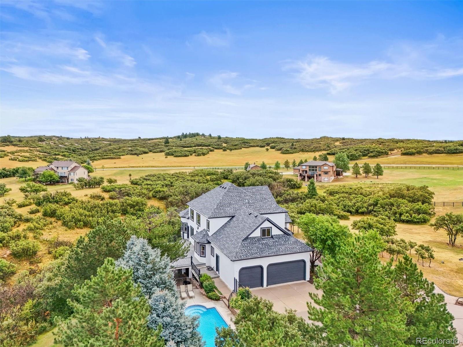 Photo of Listing #3902090