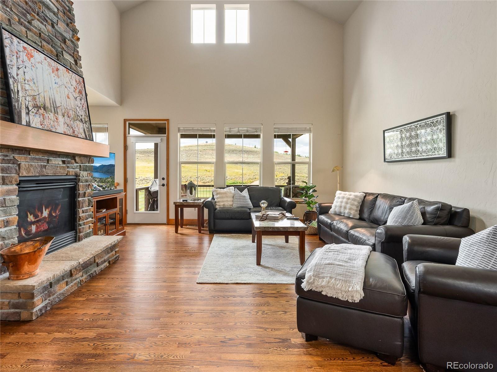 Photo of Listing #3903027