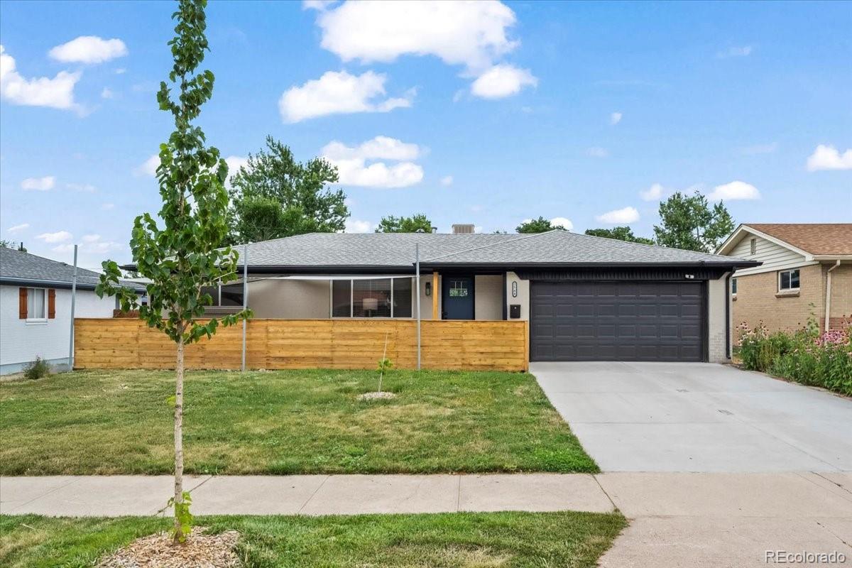 Photo of Listing #3908852