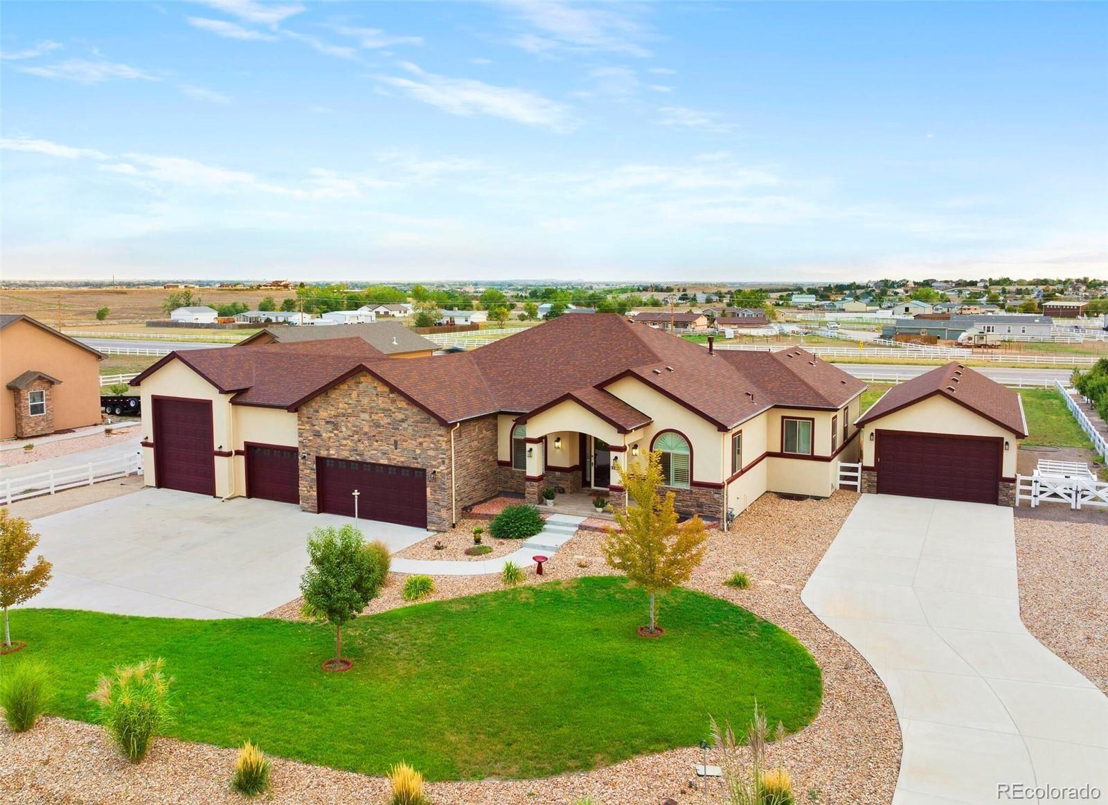 Photo of Listing #3923898