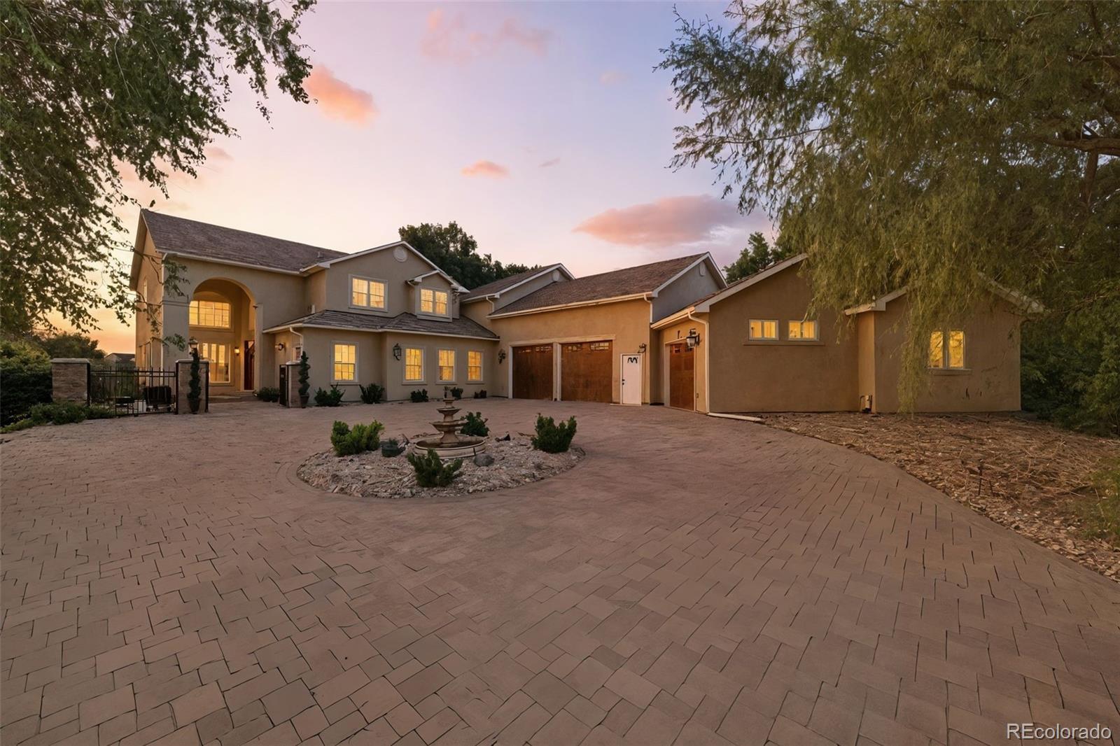 Photo of Listing #3932741