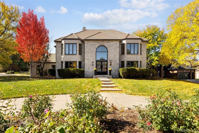 19 Falcon Hills Drive, Highlands Ranch