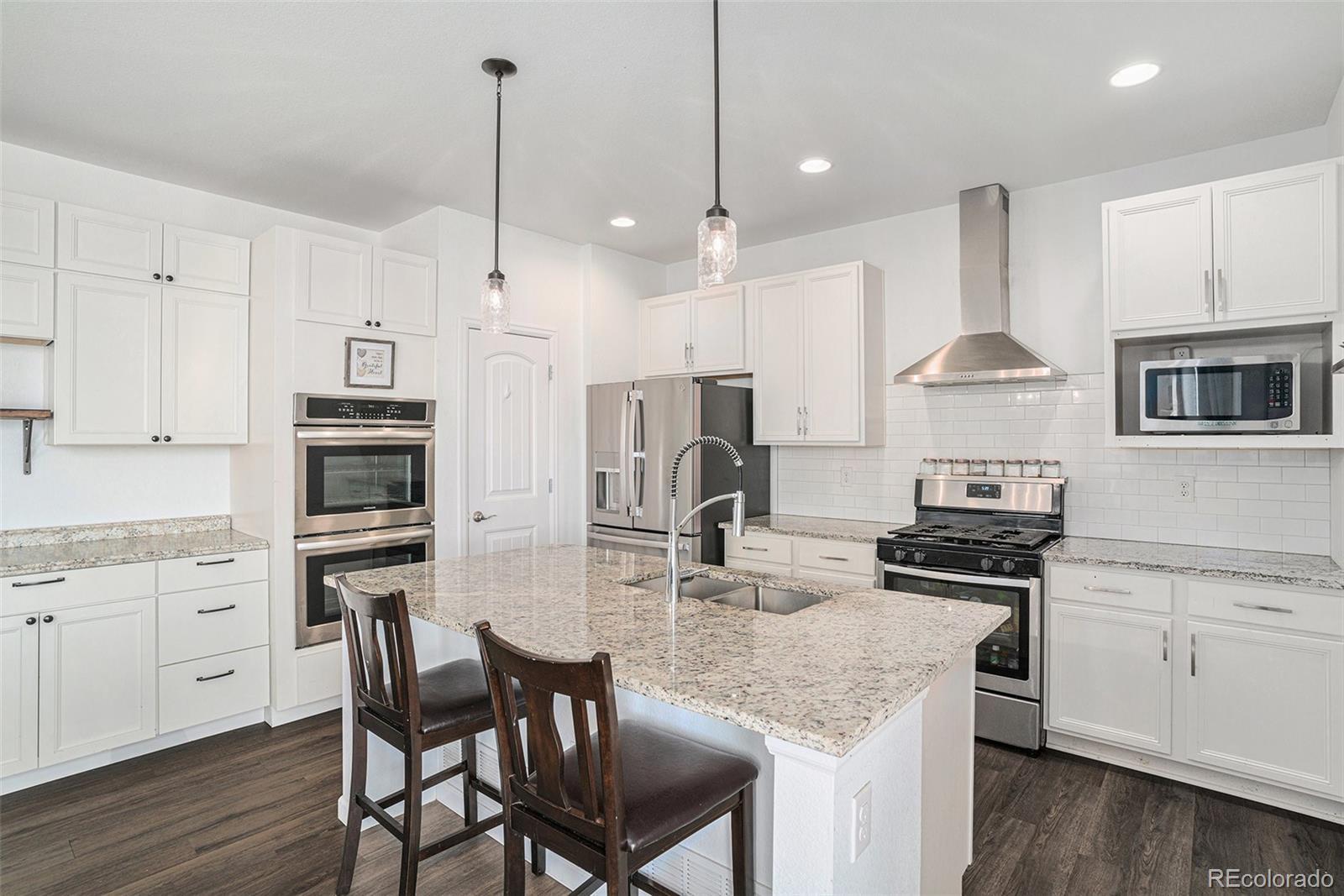 Photo of Listing #3967418