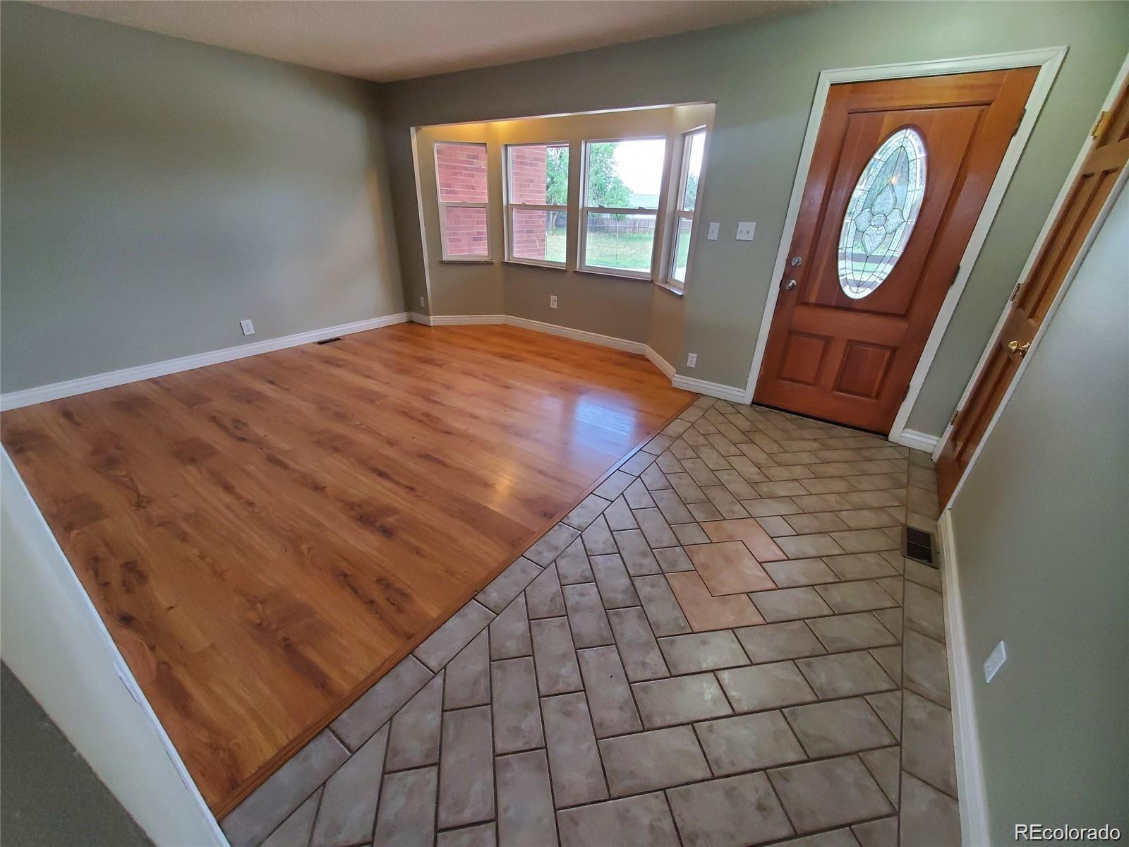 Photo of Listing #3968122