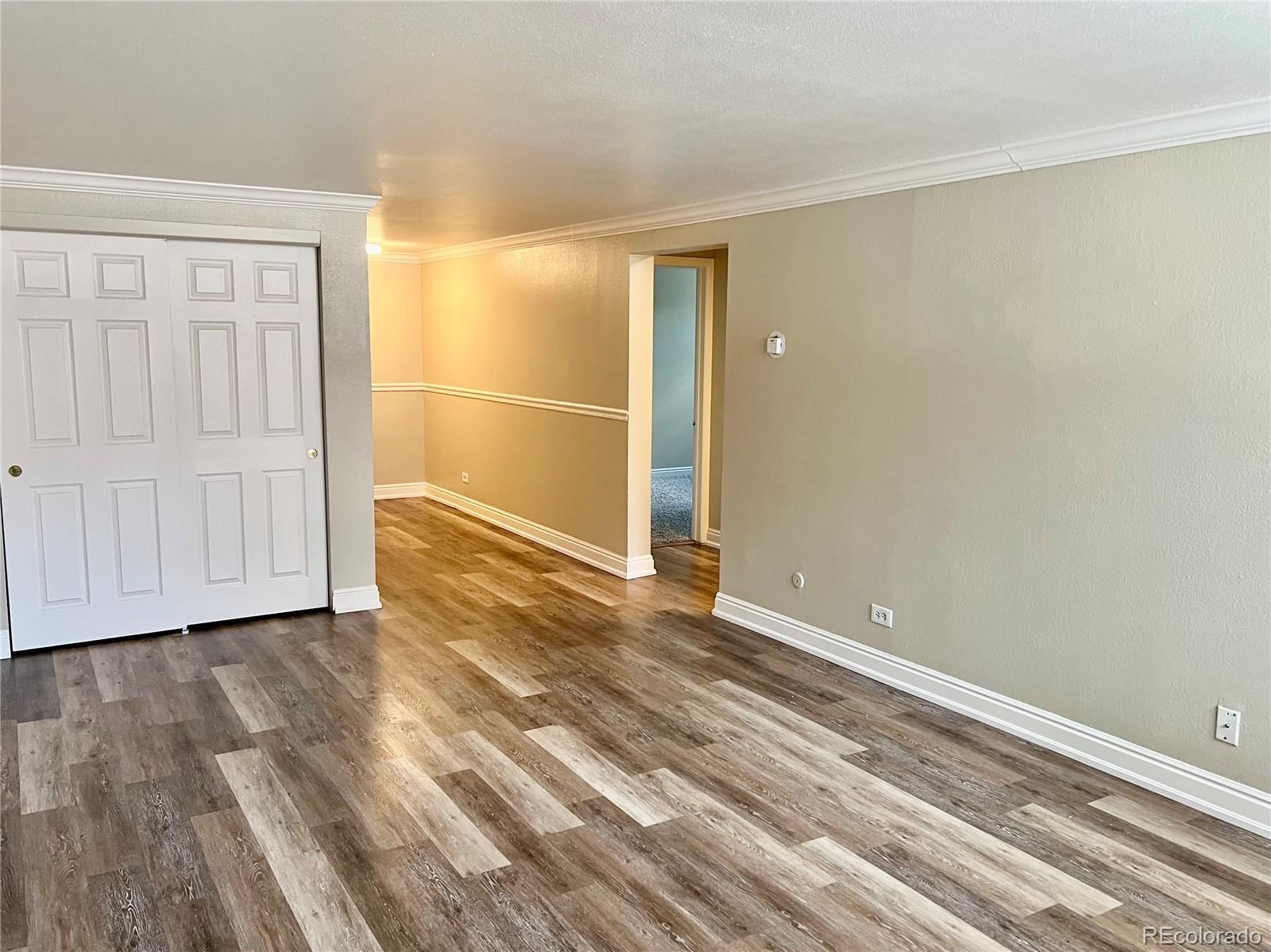 Photo of Listing #3992057