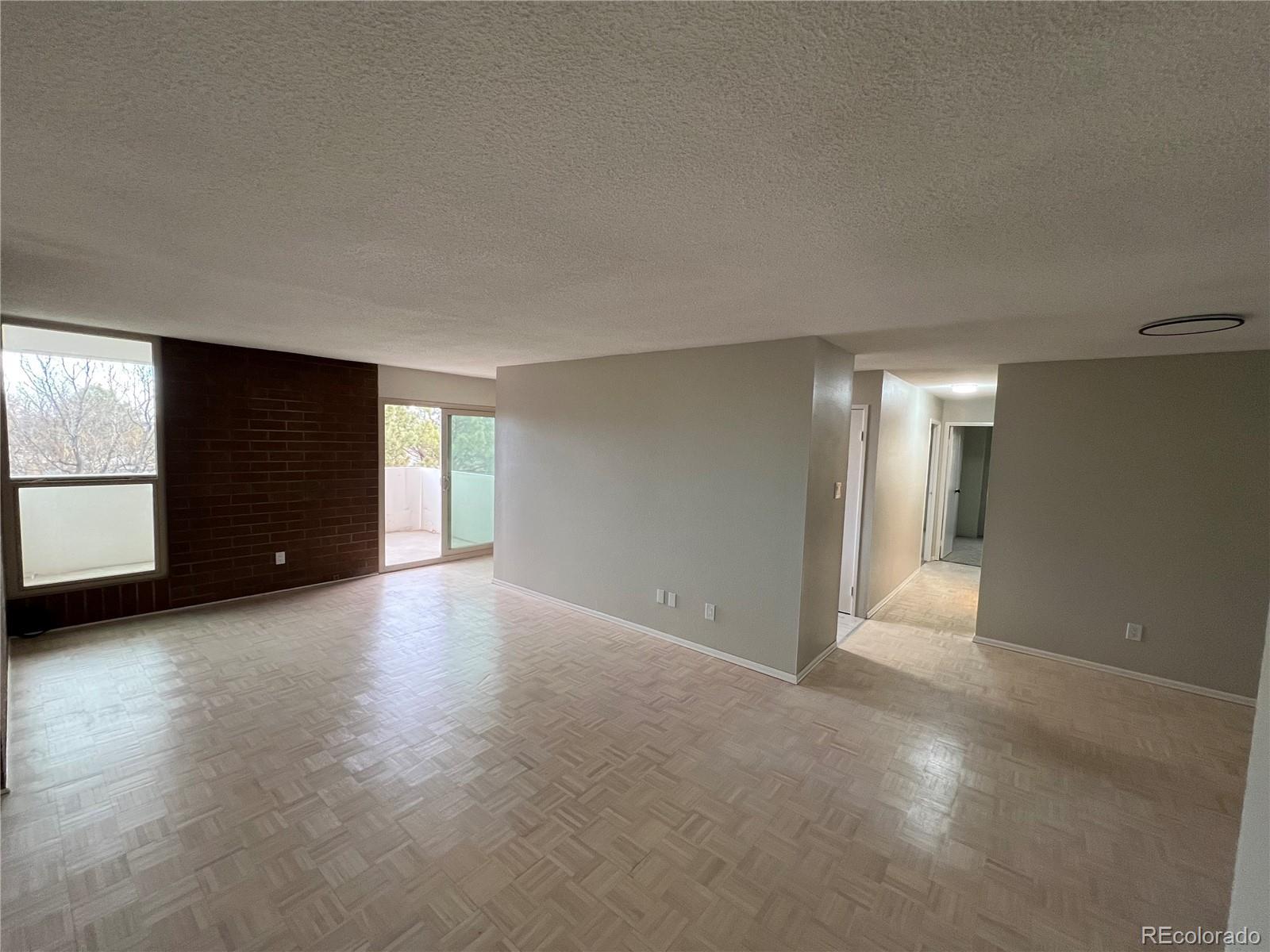 Photo of Listing #4003595