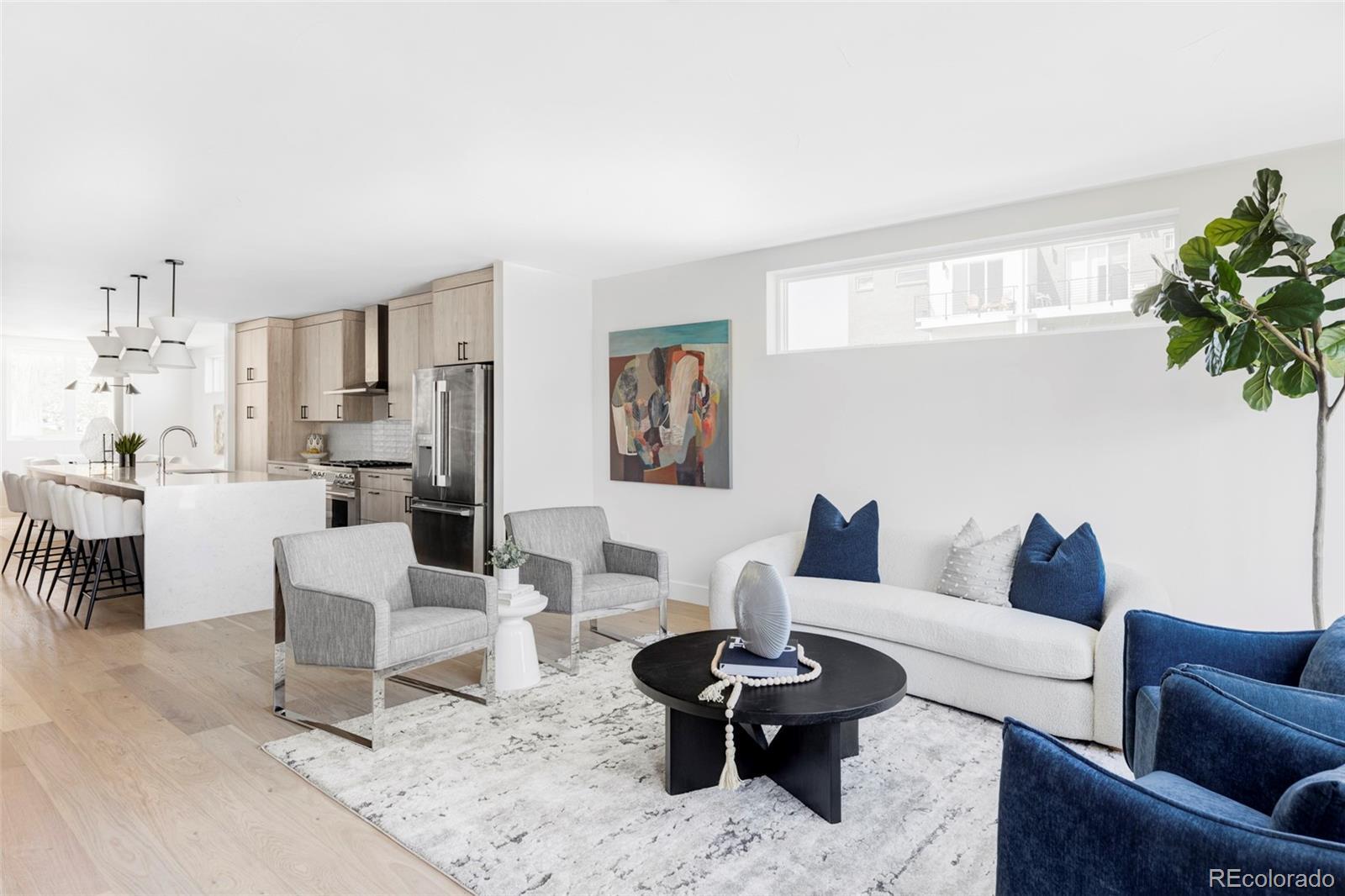 Photo of Listing #4008261