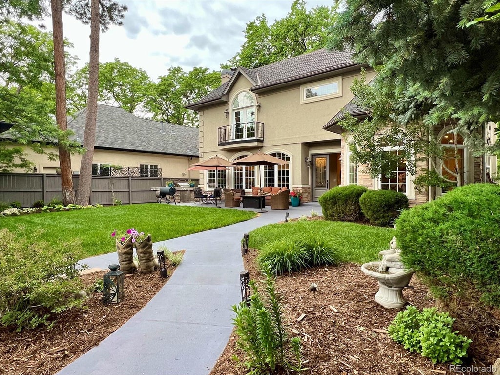 1160 Monaco Parkway, Denver