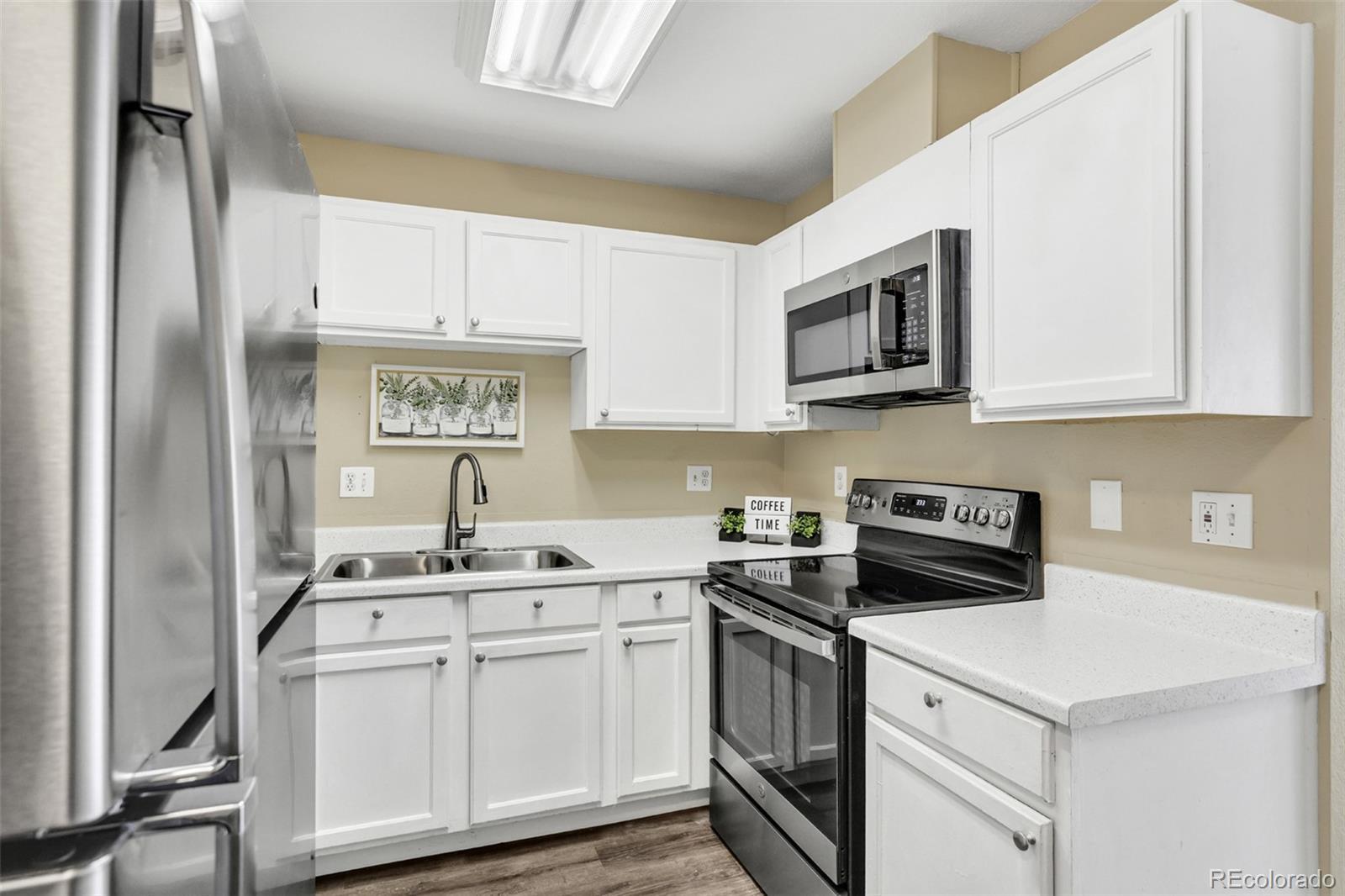 Photo of Listing #4097312