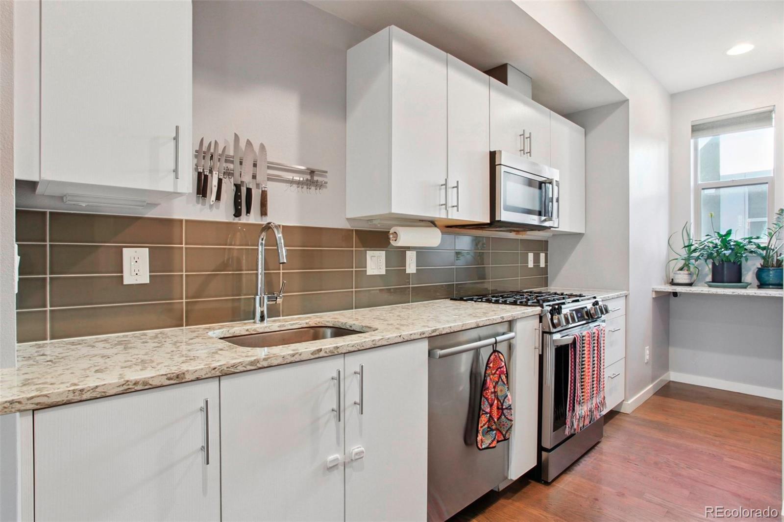 Photo of Listing #4112118