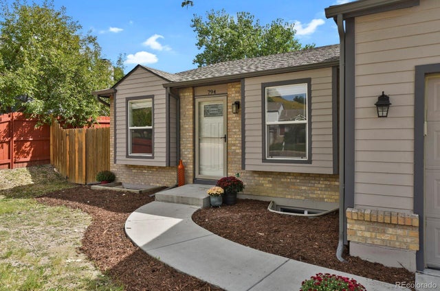 794 Crosstrail Drive, Colorado Springs