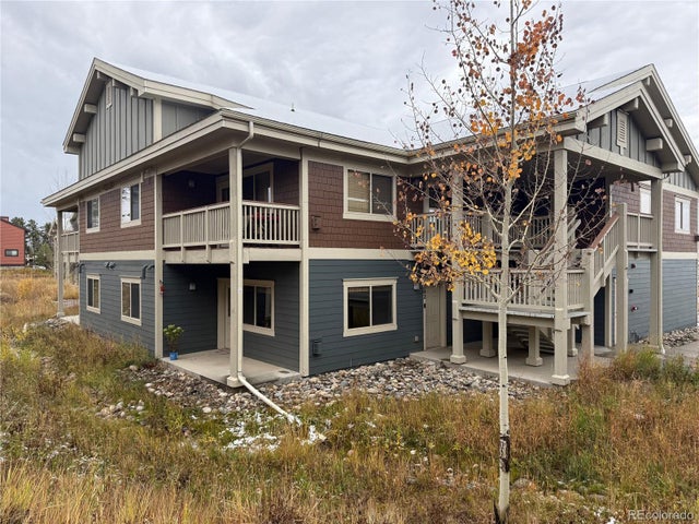 140 Sterling Loop 202, Fraser