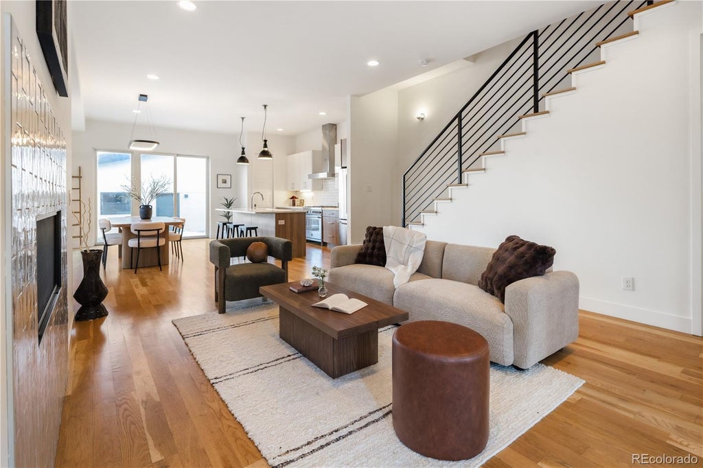 2240 S Lincoln Street, Denver