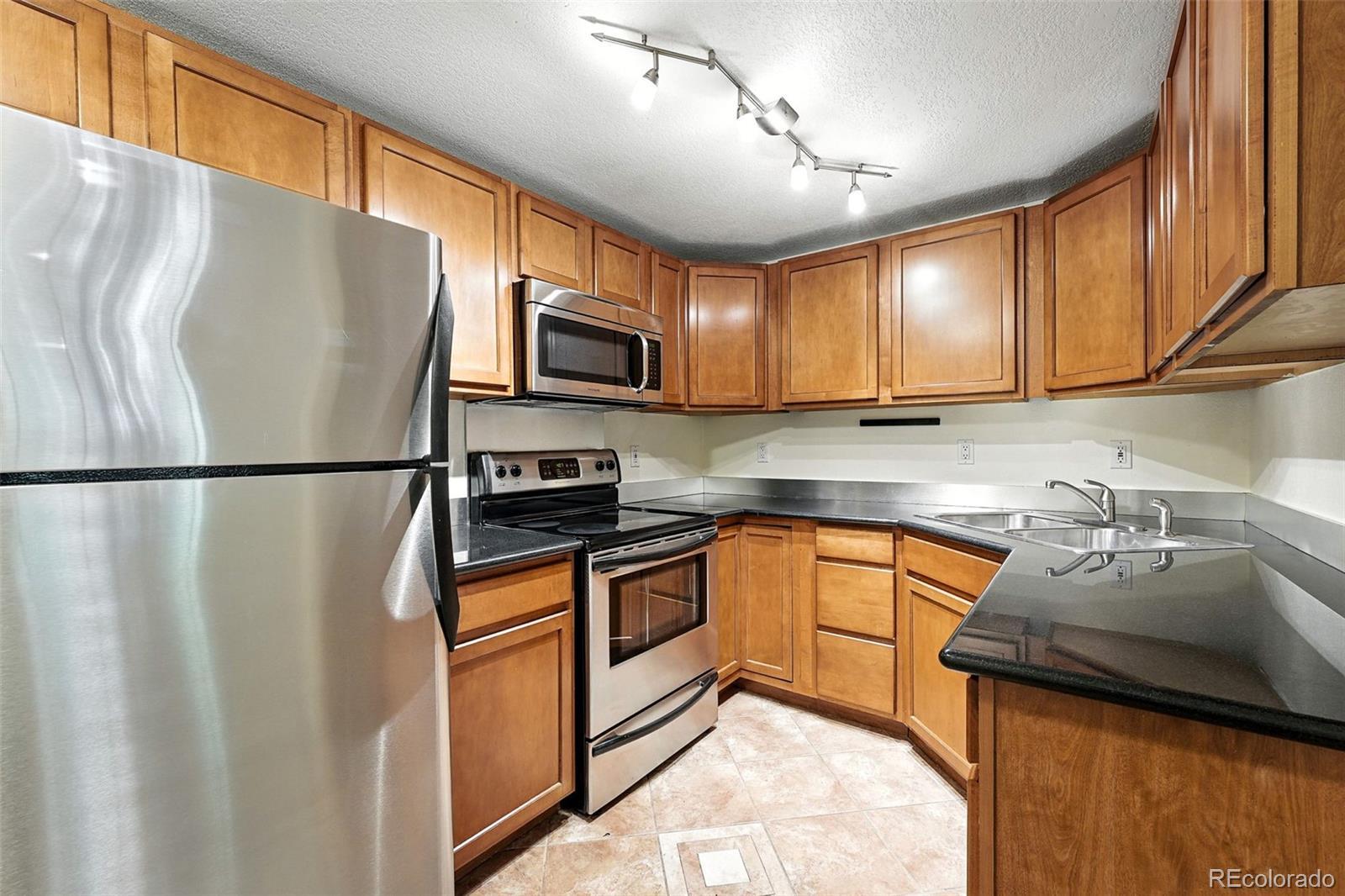 Photo of Listing #4170068