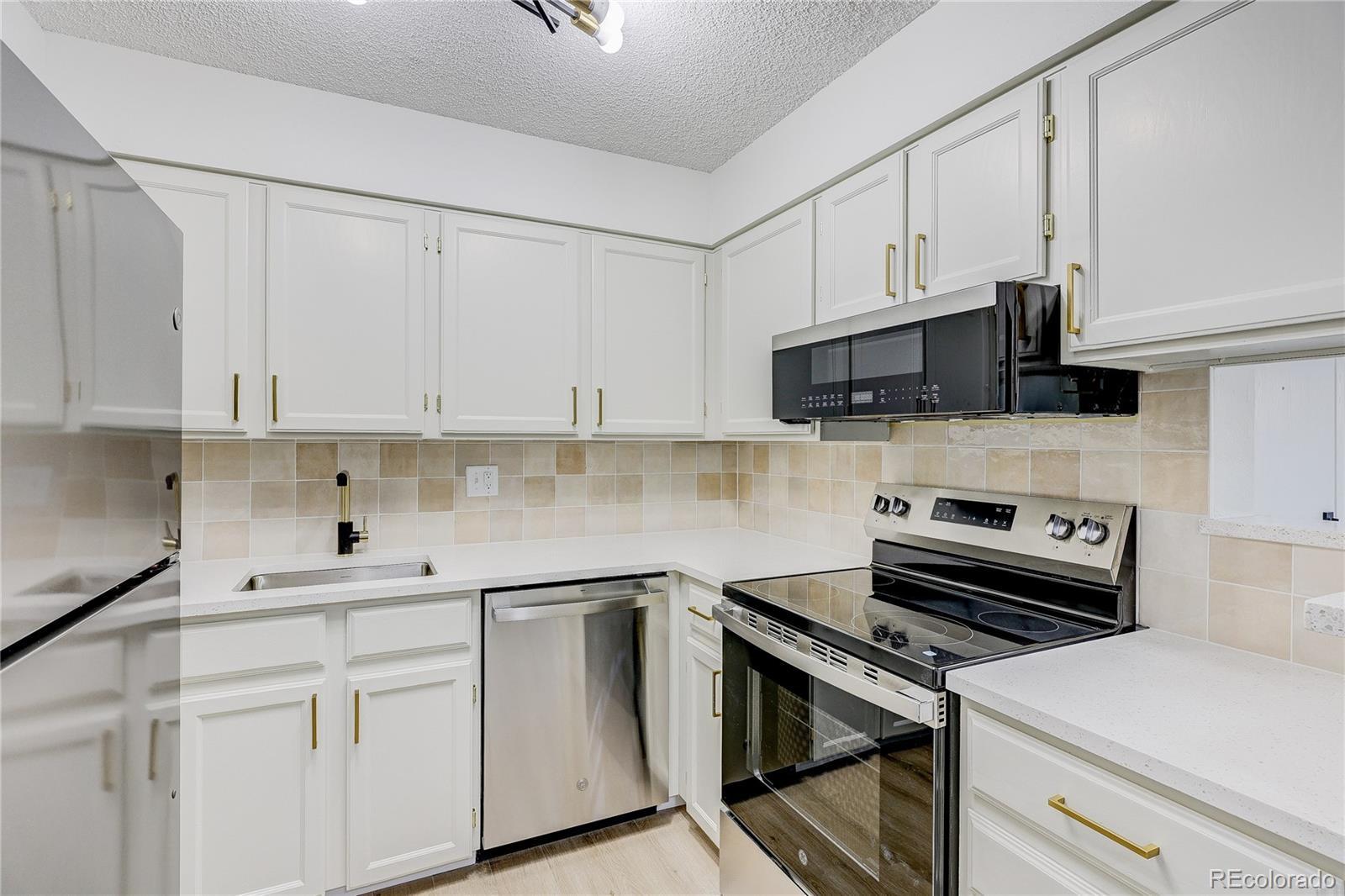 Photo of Listing #4193576