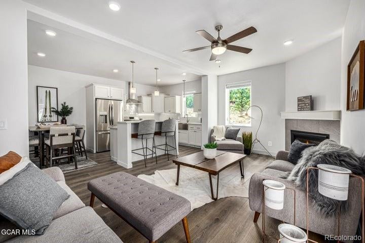 Photo of Listing #4198366