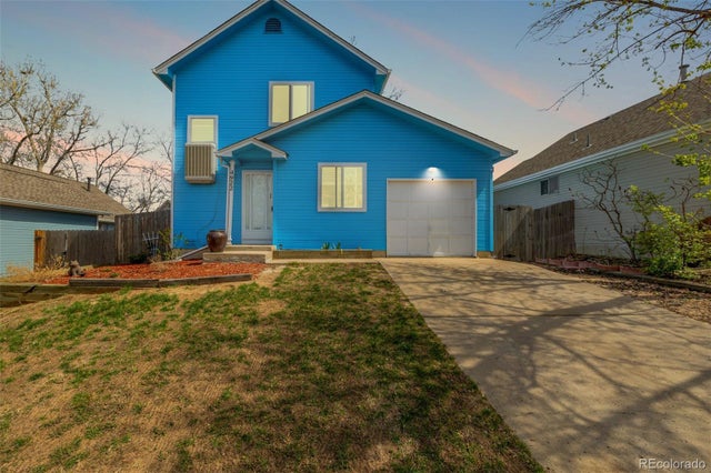 4922 S Rifle Court, Aurora