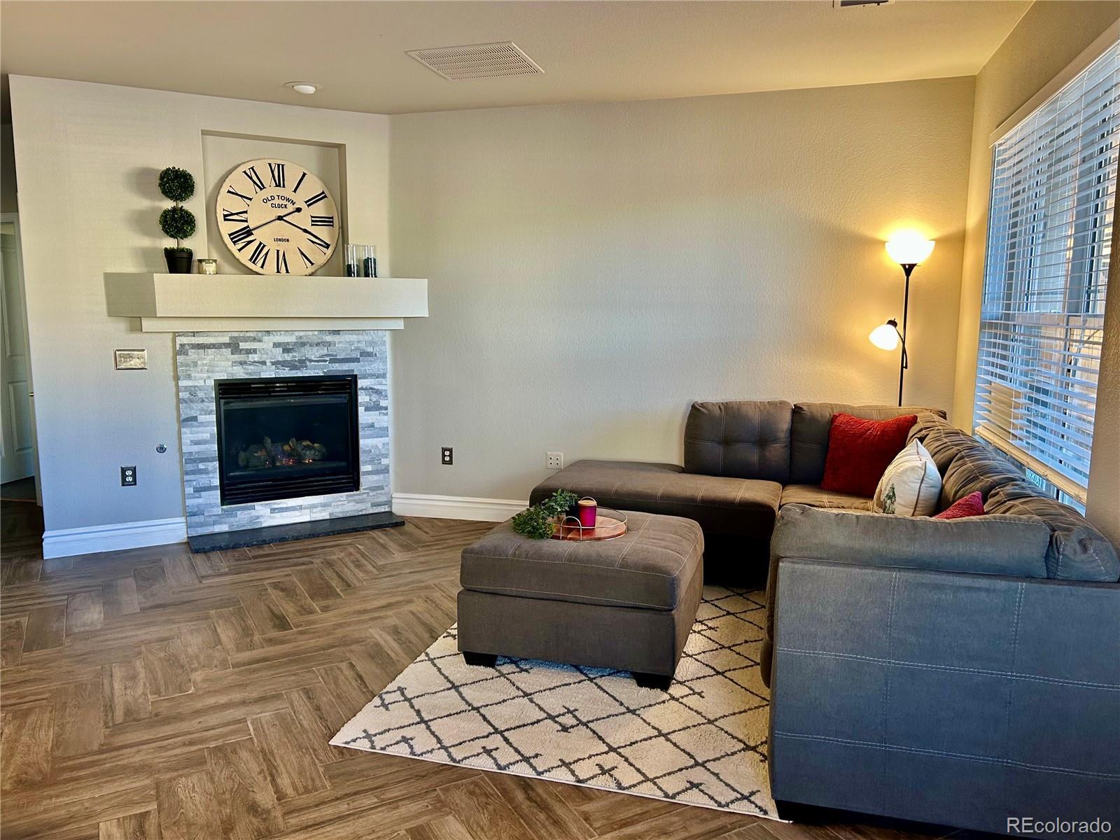 Photo of Listing #4216440