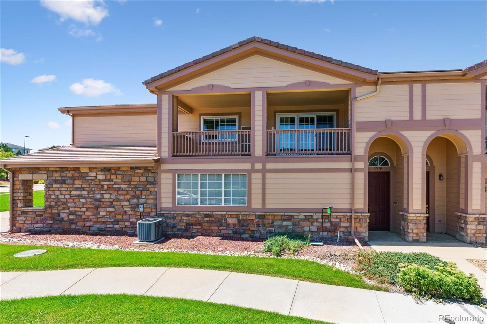 Photo of Listing #4233084