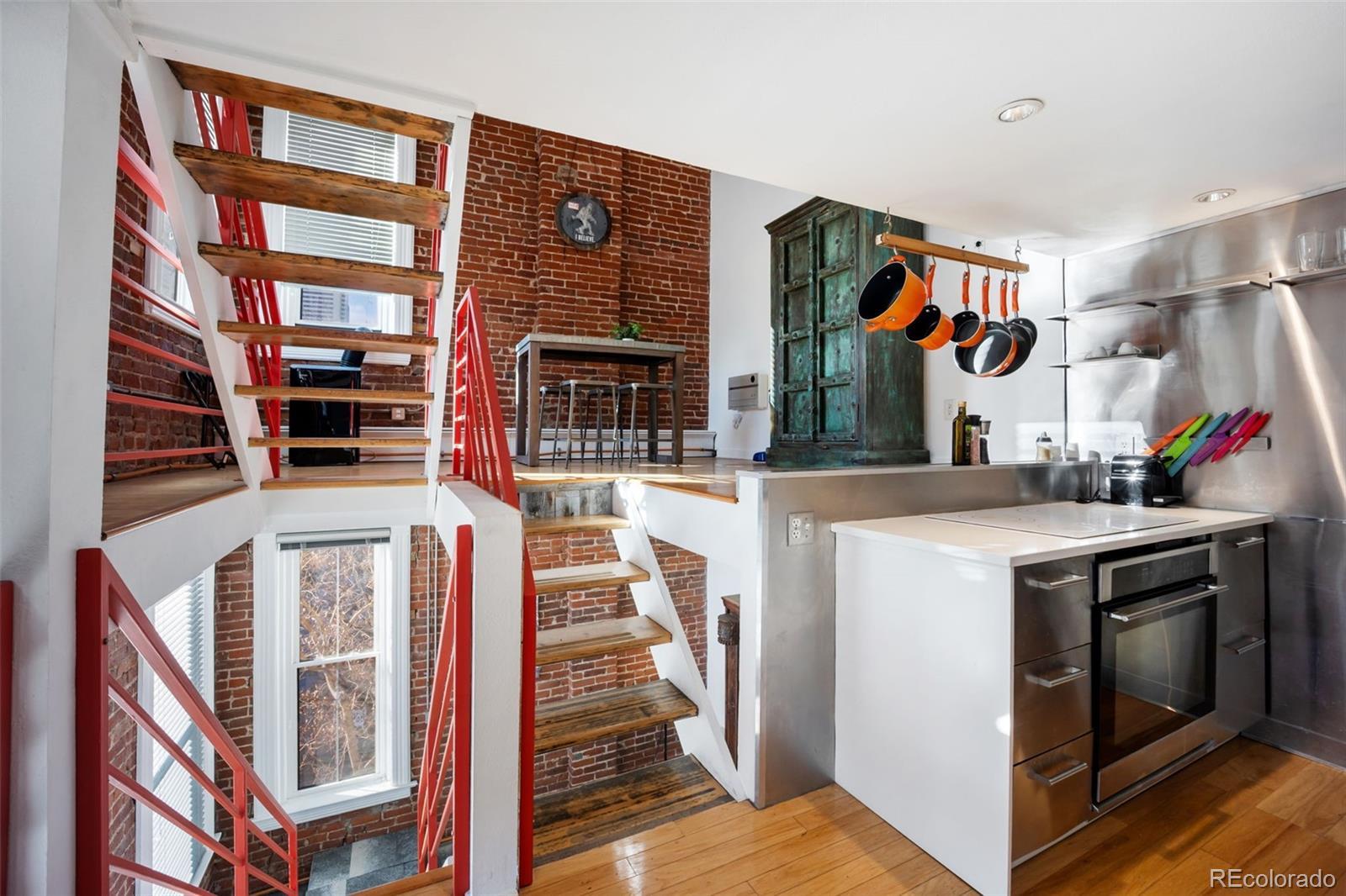 Photo of Listing #4266924