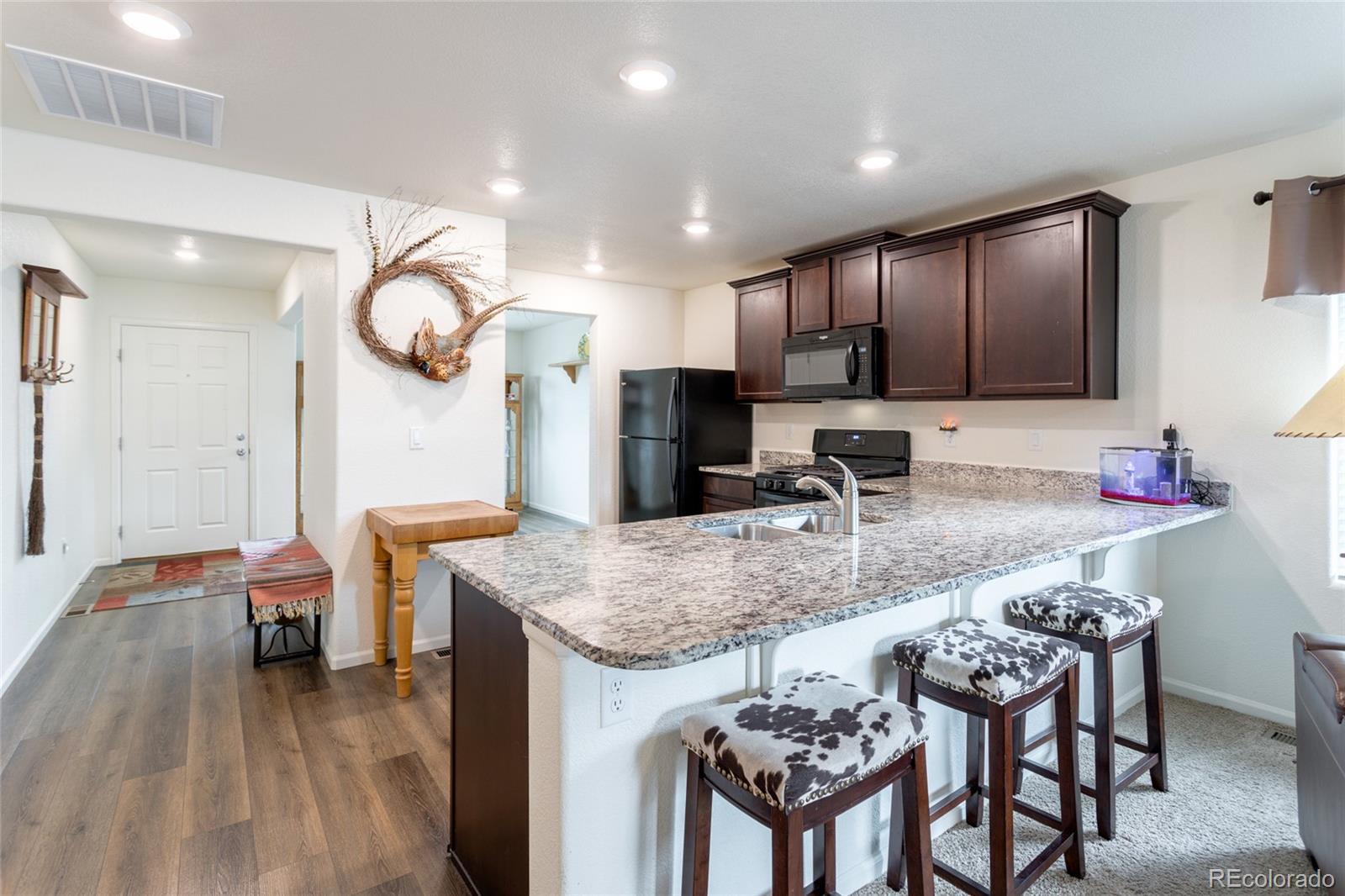 Photo of Listing #4305940