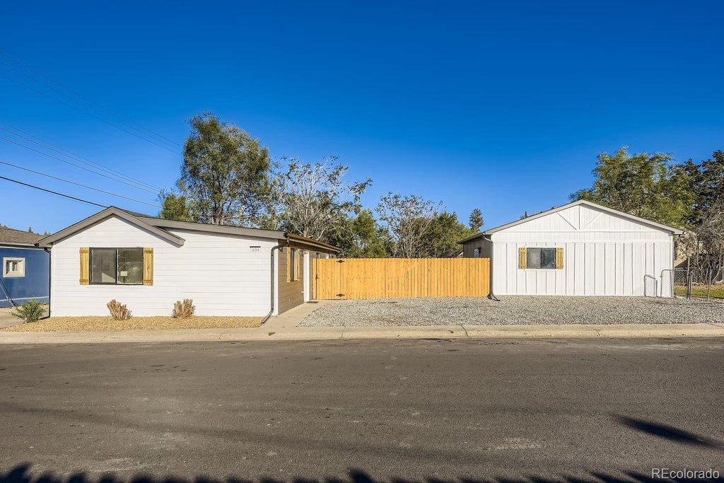 634 S Hazel Court, Denver