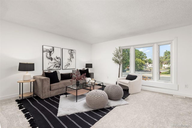 1474 S Helena Circle, Aurora