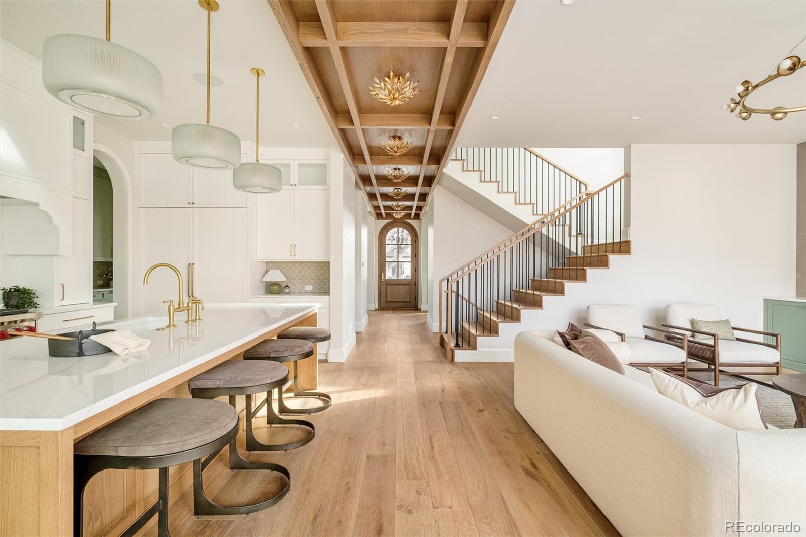 Photo of Listing #4361210