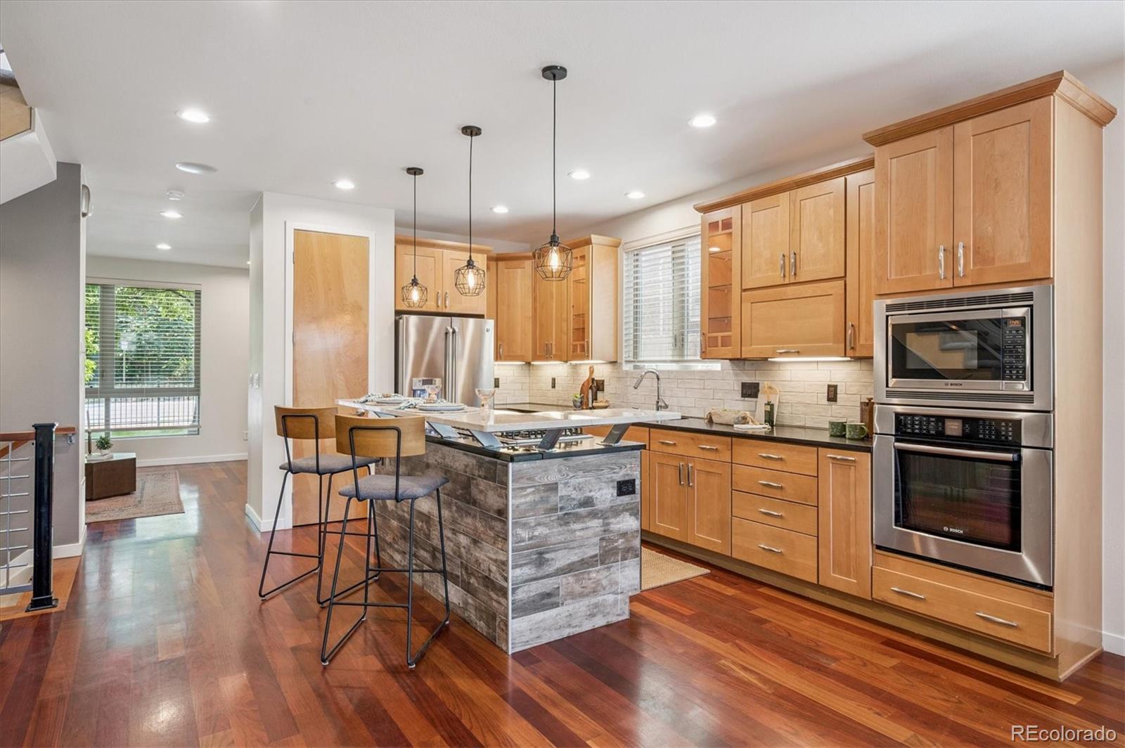 Photo of Listing #4363376