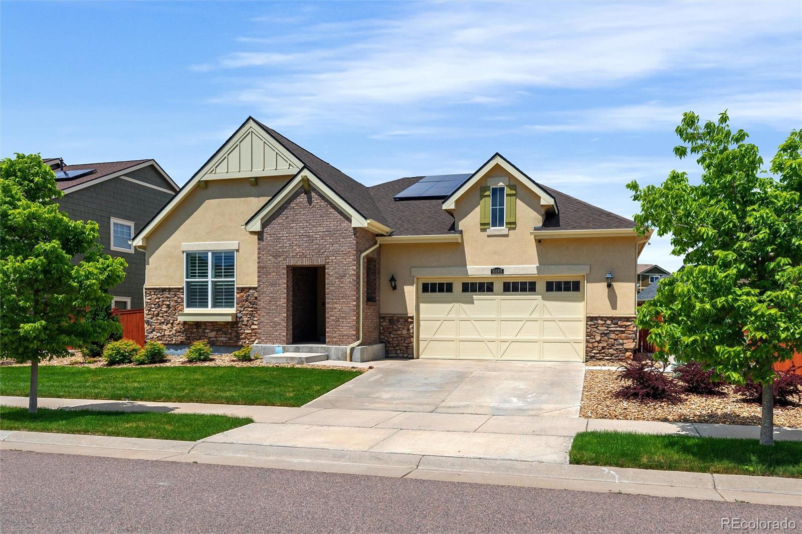 Photo of Listing #4374536