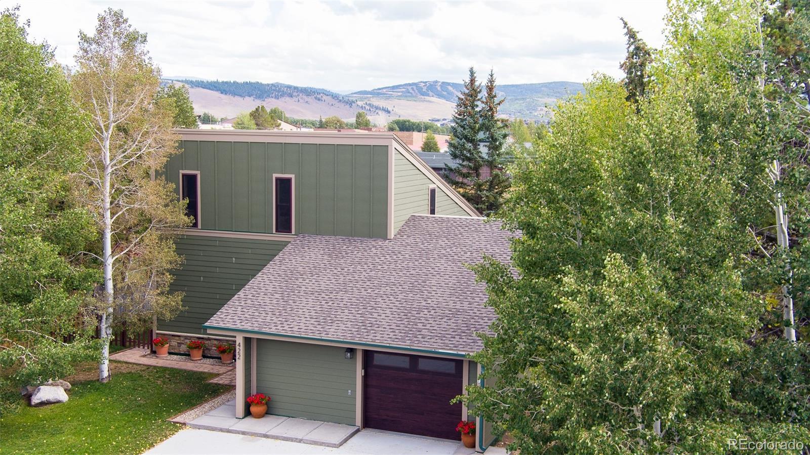 Photo of Listing #4375422