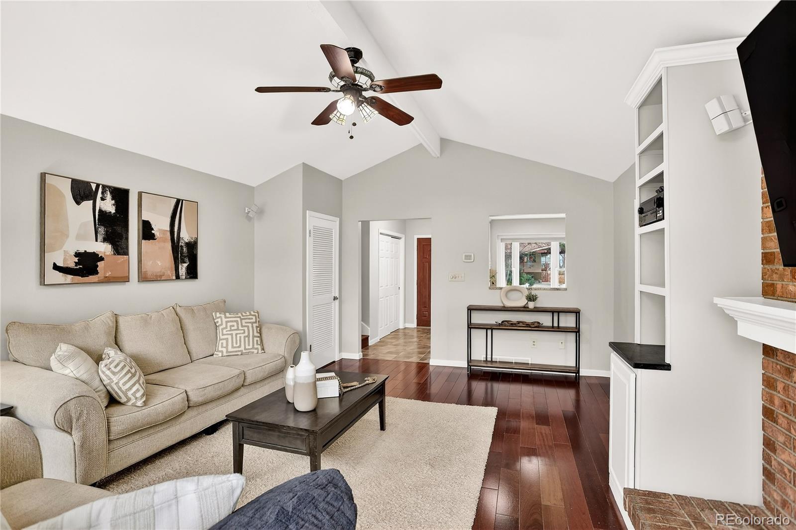 Photo of Listing #4383496