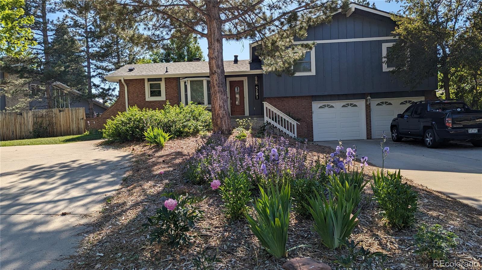 Photo of Listing #4383496