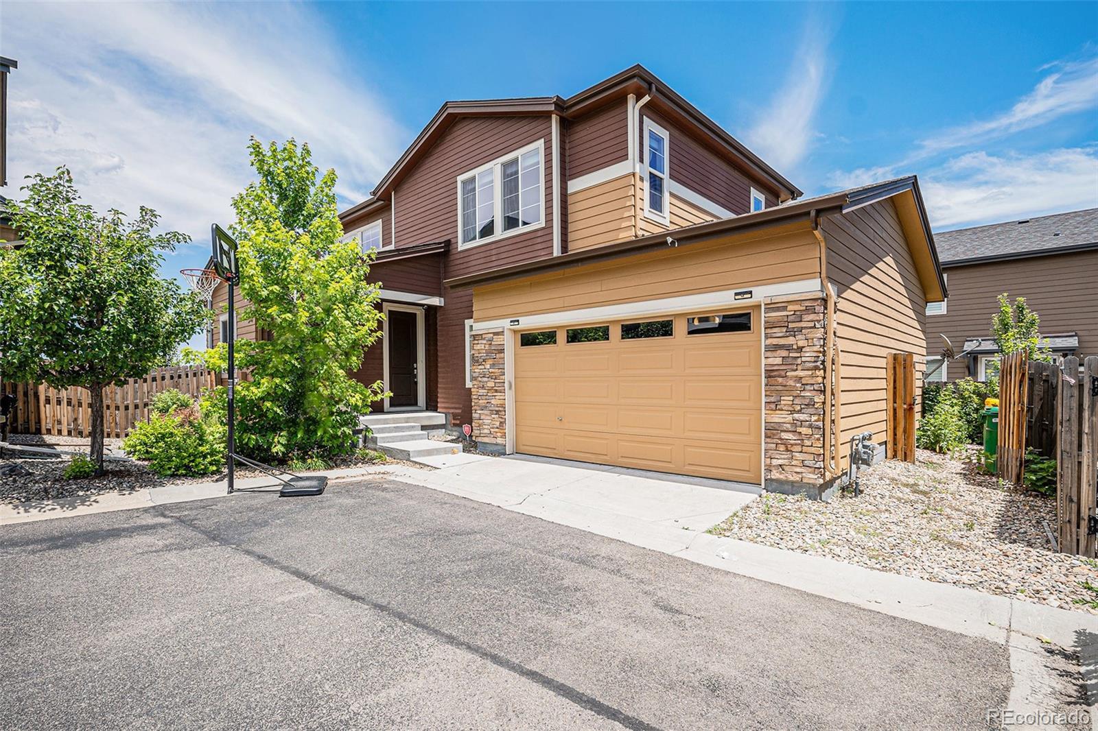 Photo of Listing #4402601