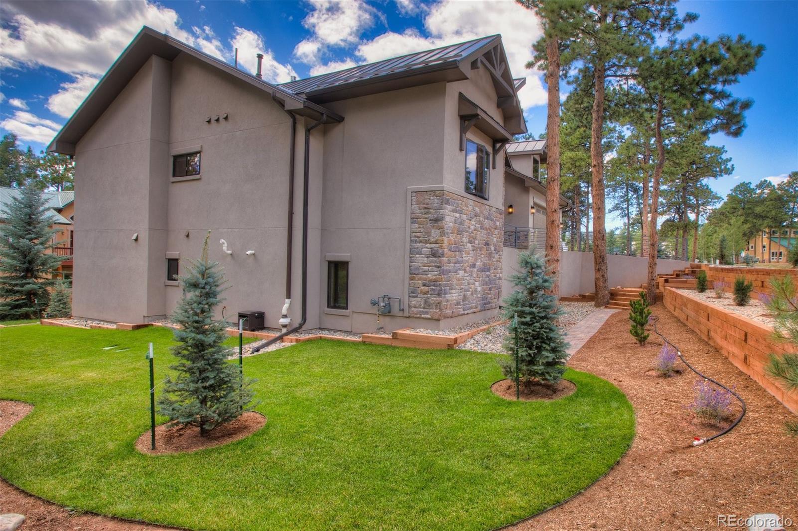 621 Skyline Drive, Thunderbird Estates, Woodland Park MLS® 4408048