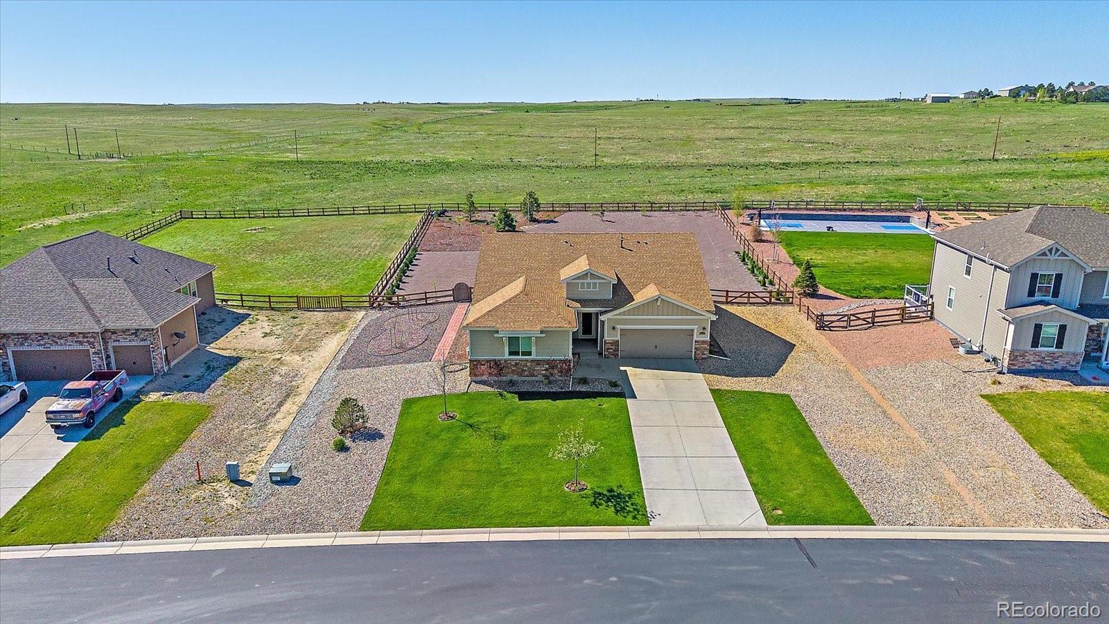 Photo of Listing #4418488