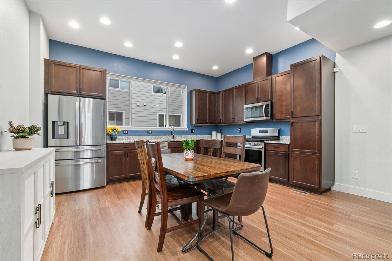 Photo of Listing #4426093